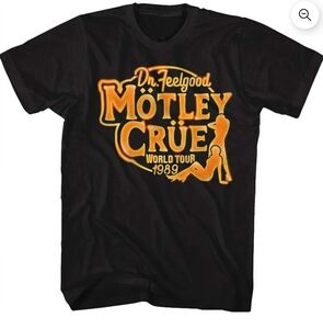 Motley Crue Tee Crew Tshirt Size XL